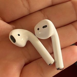 Apple Airpods